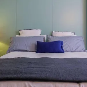 Center Apartment, Place Masséna , Nice France