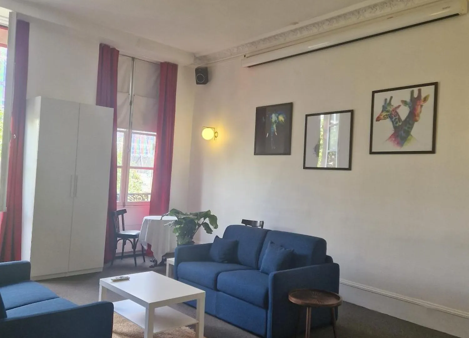 Le Circus Apartment Paris France